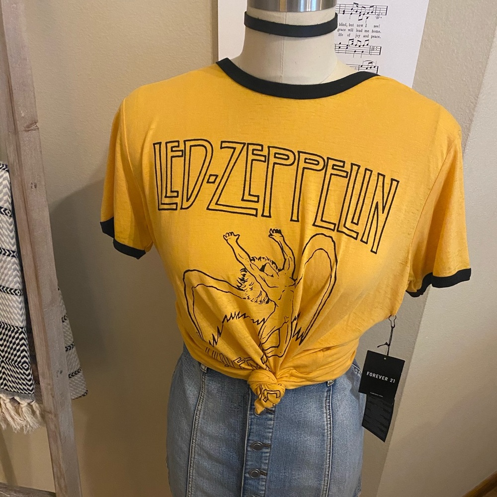NWT Women’s Large F21 Led Zeppelin tee.